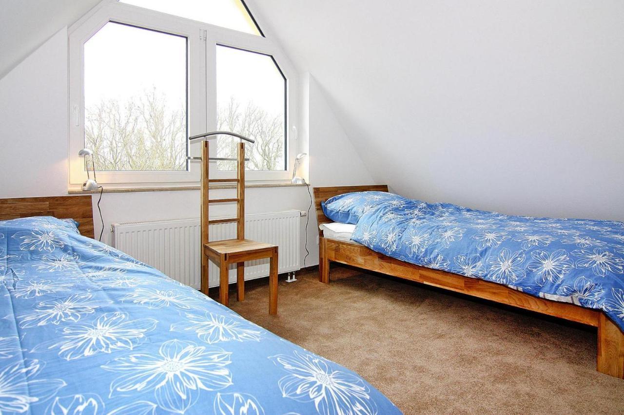 Reetdachhaus Lotte Mit Sauna Und Kaminofen Am Yachthafen In Vieregge Екстер'єр фото